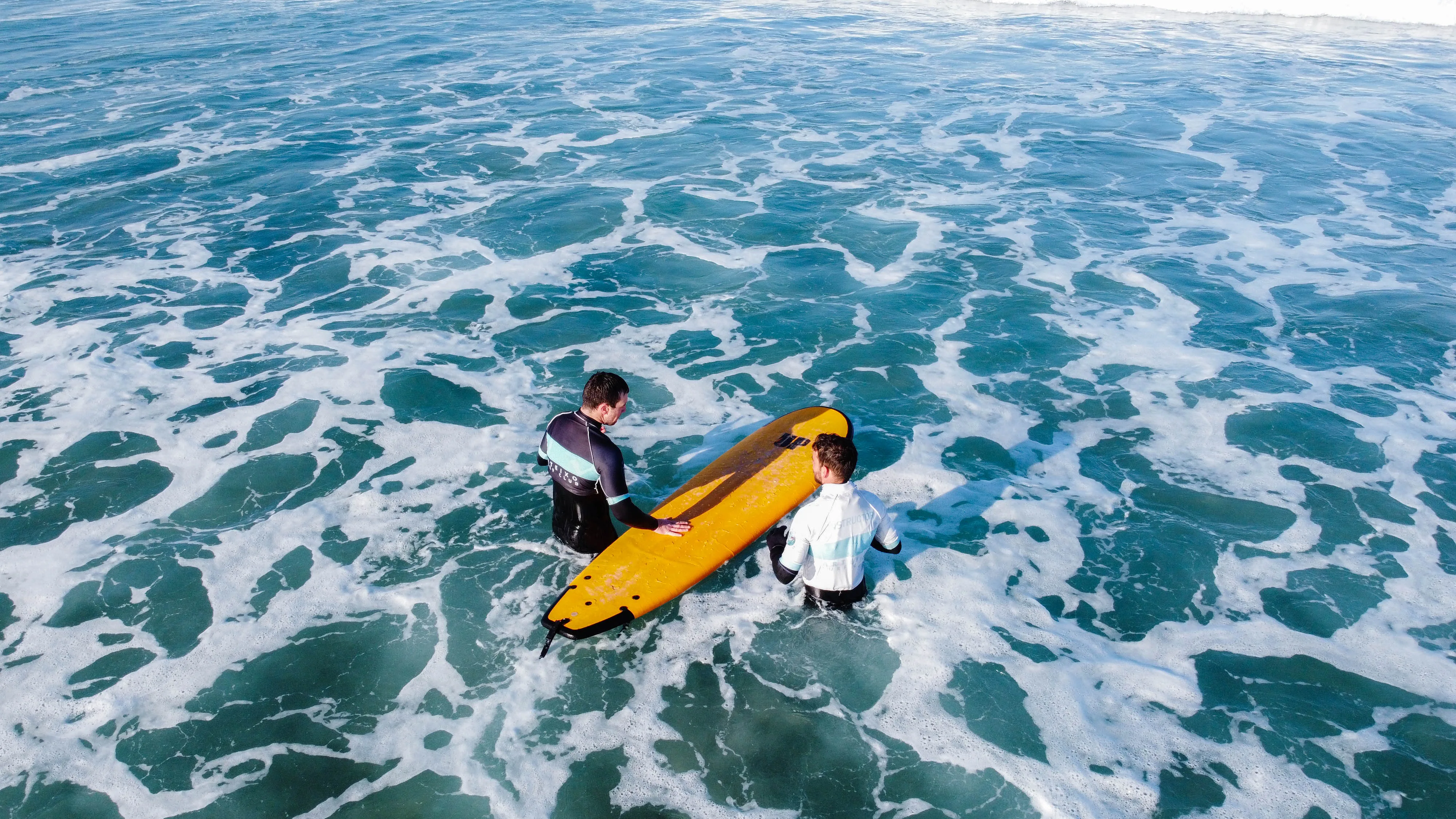 Clases de surf para adultos